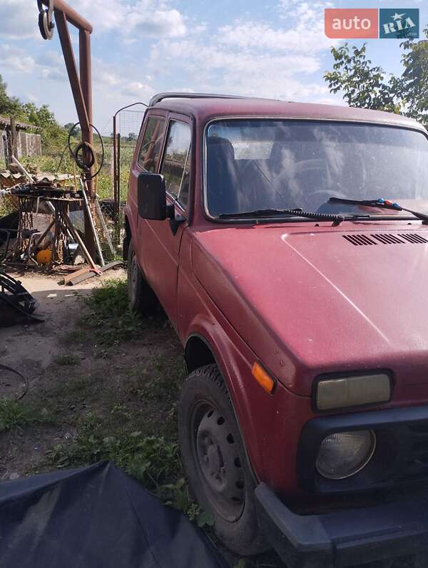 Внедорожник / Кроссовер ВАЗ / Lada 2121 Нива 1981 в Пирятине