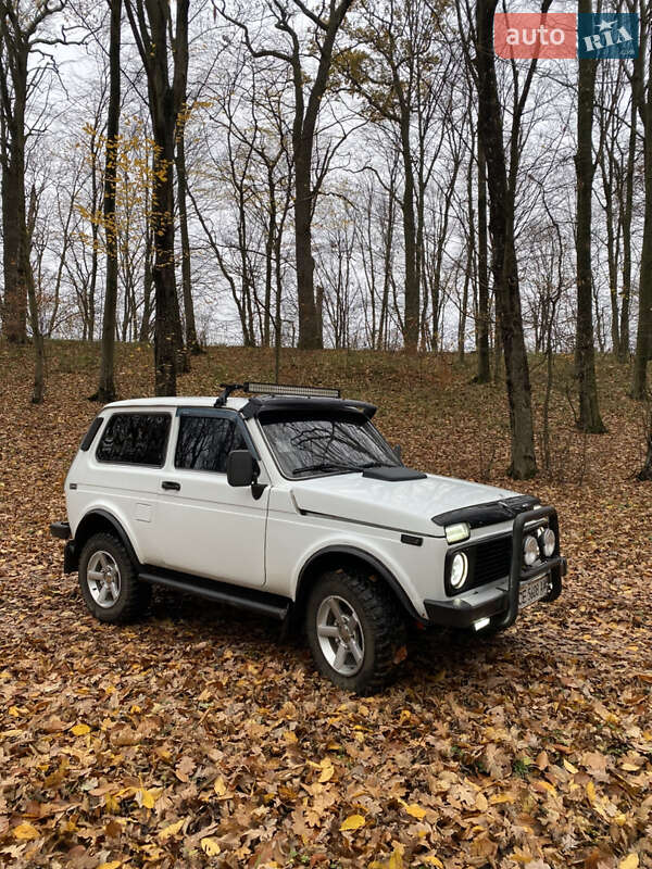 Позашляховик / Кросовер ВАЗ / Lada 2121 Нива 1987 в Чернівцях фото 2 Позашляховик / Кросовер ВАЗ / Lada 2121 Нива 1987 в Чернівцях