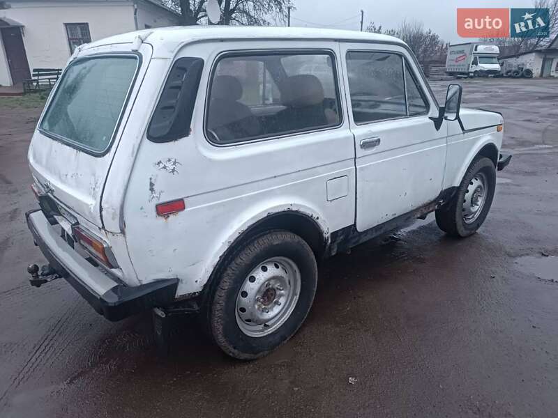 Позашляховик / Кросовер ВАЗ / Lada 2121 Нива 1988 в Новоукраїнці