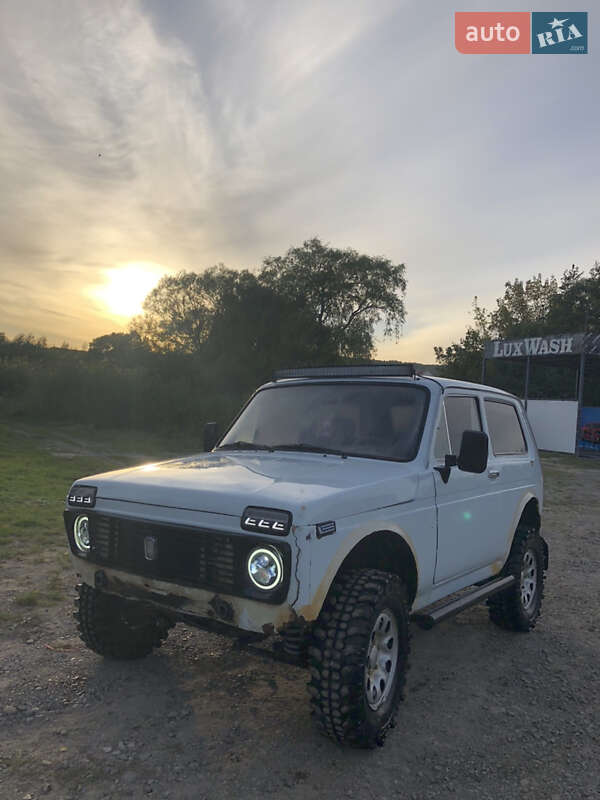 ВАЗ / Lada 2121 Нива 1989 ВАЗ / Lada 2121 Нива 1989