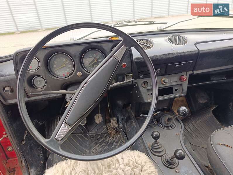 Внедорожник / Кроссовер ВАЗ / Lada 2121 Нива 1980 в Луцке фото 10 Внедорожник / Кроссовер ВАЗ / Lada 2121 Нива 1980 в Луцке