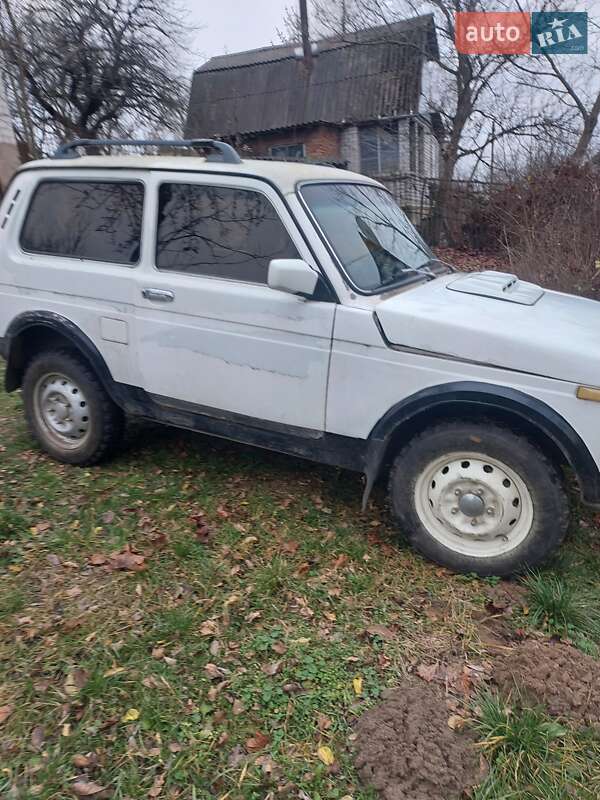Позашляховик / Кросовер ВАЗ / Lada 2121 Нива 1992 в Житомирі