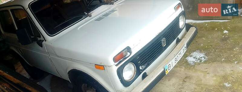 Позашляховик / Кросовер ВАЗ / Lada 2121 Нива 1992 в Пирятині