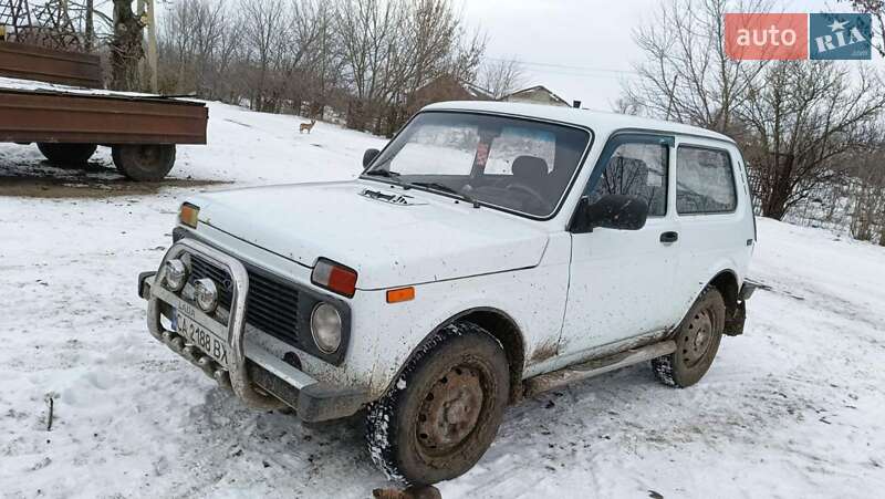 ВАЗ / Lada 2121 Нива 1988 ВАЗ / Lada 2121 Нива 1988