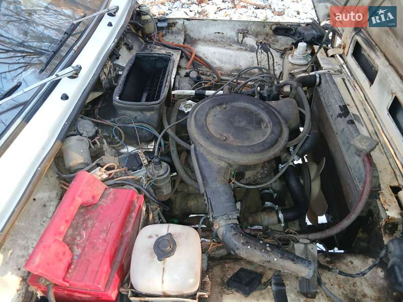 Внедорожник / Кроссовер ВАЗ / Lada 2121 Нива 1989 в Чуднове