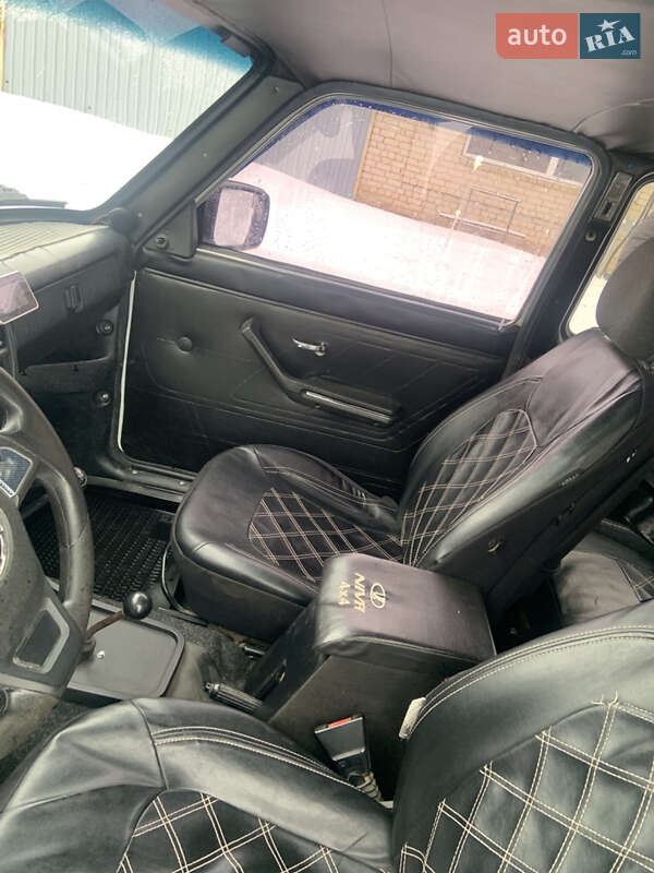 Внедорожник / Кроссовер ВАЗ / Lada 2121 Нива 1992 в Бучаче фото 12 Внедорожник / Кроссовер ВАЗ / Lada 2121 Нива 1992 в Бучаче