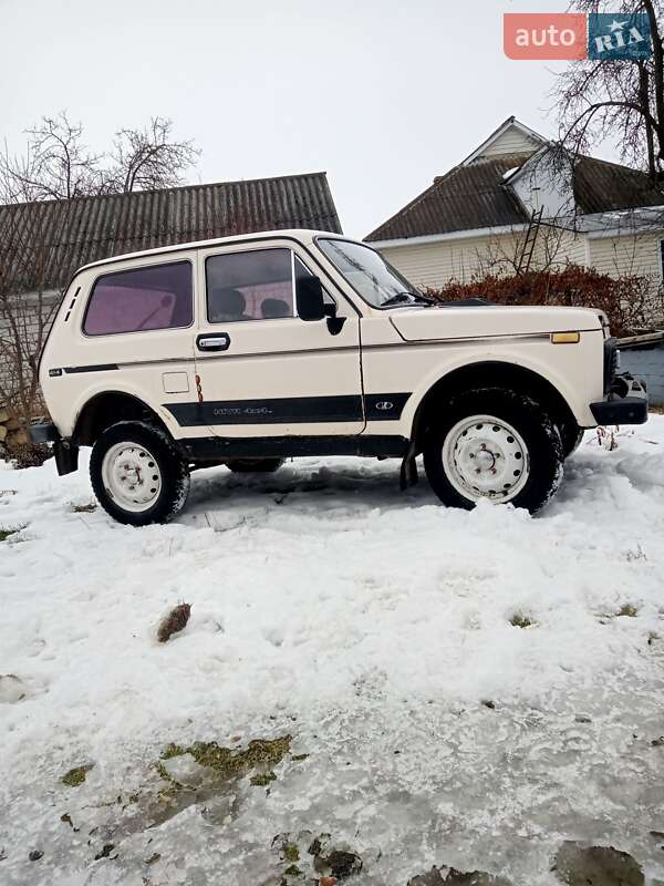 ВАЗ / Lada 2121 Нива 1992 ВАЗ / Lada 2121 Нива 1992