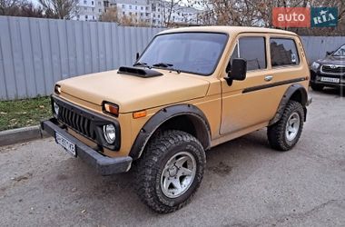 Позашляховик / Кросовер ВАЗ 2121 Нива 1982 в Кам'янському