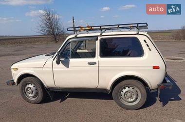 Позашляховик / Кросовер ВАЗ / Lada 2121 Нива 1990 в Решетилівці