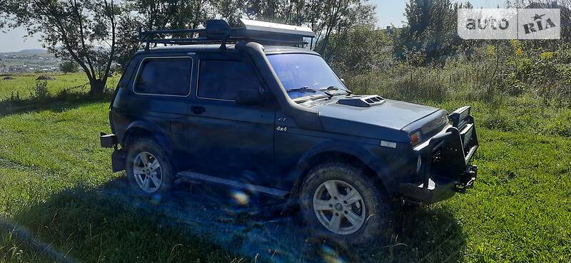 Внедорожник / Кроссовер ВАЗ / Lada 21213 Niva 2004 в Богородчанах