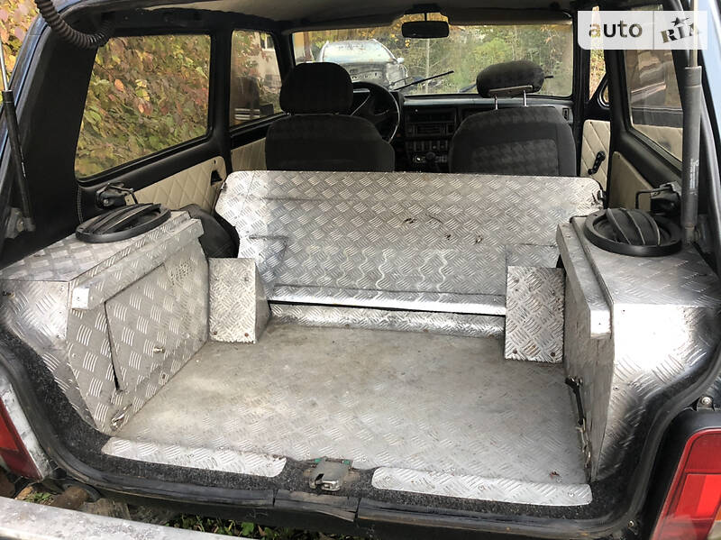 Внедорожник / Кроссовер ВАЗ / Lada 21213 Niva 2002 в Шумске