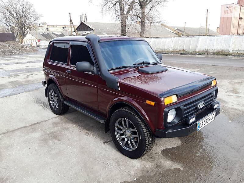 Внедорожник / Кроссовер ВАЗ / Lada 21213 Niva 2004 в Добровеличковке