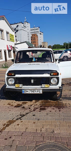 Универсал ВАЗ / Lada 21213 Niva 2001 в Подольске