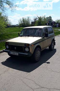 Універсал ВАЗ / Lada 21213 Niva 1996 в Козельщині