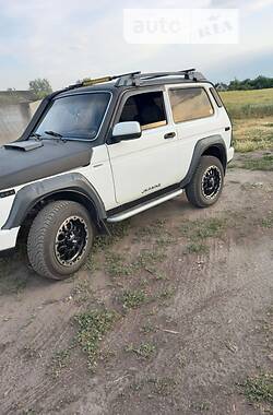 Внедорожник / Кроссовер ВАЗ / Lada 21213 Niva 1995 в Козельщине