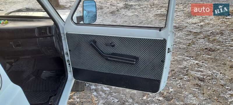 Внедорожник / Кроссовер ВАЗ / Lada 21213 Niva 2003 в Кременчуге