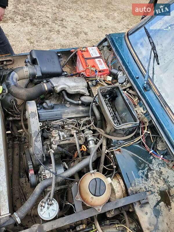 Внедорожник / Кроссовер ВАЗ / Lada 21213 Niva 1996 в Сарнах