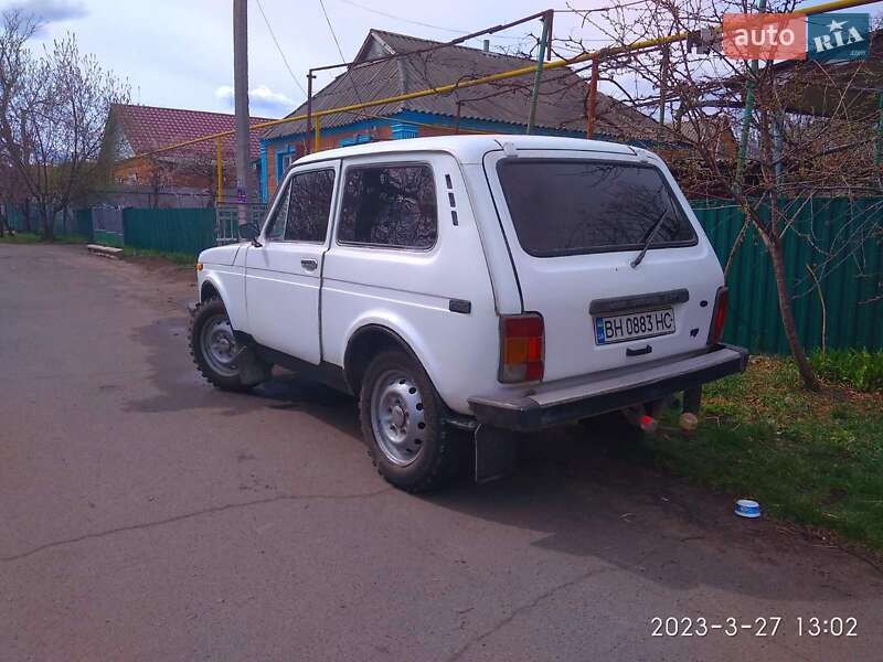 Внедорожник / Кроссовер ВАЗ / Lada 21213 Niva 1995 в Любашевке