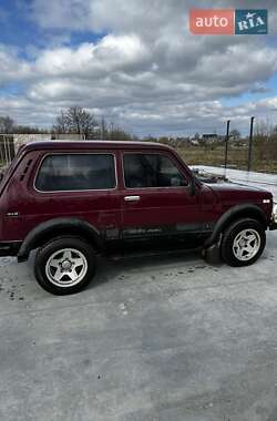 Внедорожник / Кроссовер ВАЗ / Lada 21213 Niva 2003 в Ратным