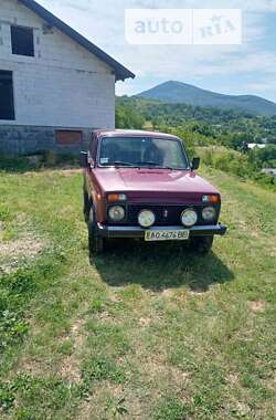 Внедорожник / Кроссовер ВАЗ / Lada 21213 Niva 2004 в Иршаве