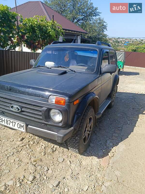 Внедорожник / Кроссовер ВАЗ / Lada 21213 Niva 2001 в Одессе