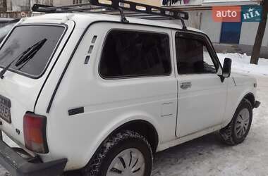 Внедорожник / Кроссовер ВАЗ / Lada 21213 Niva 2004 в Шостке