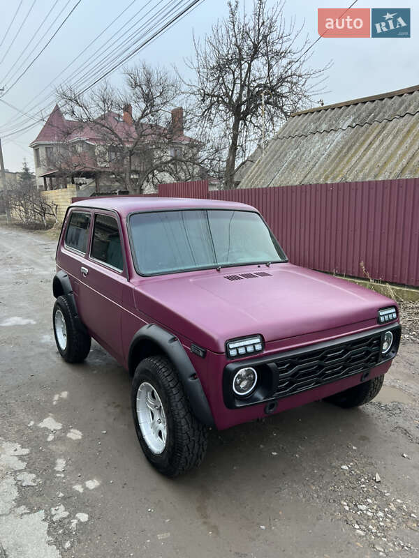 Внедорожник / Кроссовер ВАЗ / Lada 21213 Niva 2004 в Одессе