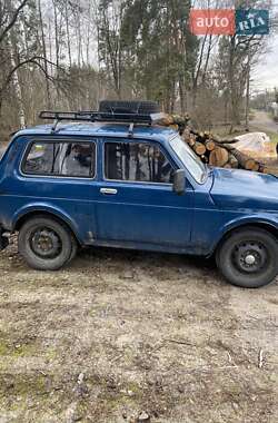 Внедорожник / Кроссовер ВАЗ / Lada 21213 Niva 2001 в Радомышле