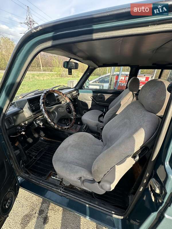 Позашляховик / Кросовер ВАЗ / Lada 21213 Niva 2002 в Харкові