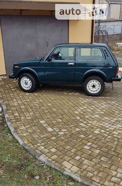 Внедорожник / Кроссовер ВАЗ / Lada 21213 Niva 2003 в Богуславе