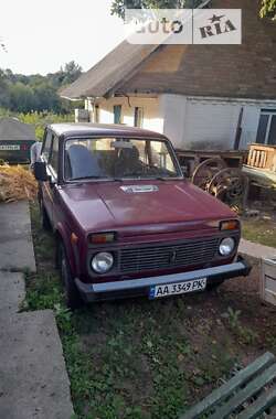 Внедорожник / Кроссовер ВАЗ / Lada 21213 Niva 2003 в Василькове