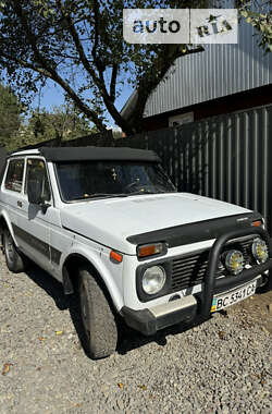 Позашляховик / Кросовер ВАЗ / Lada 21213 Niva 1998 в Львові