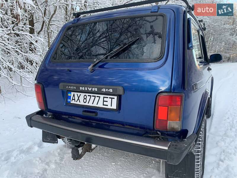 Універсал ВАЗ / Lada 21213 Niva 2003 в Харкові