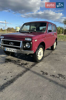 Внедорожник / Кроссовер ВАЗ / Lada 21213 Niva 2004 в Жашкове