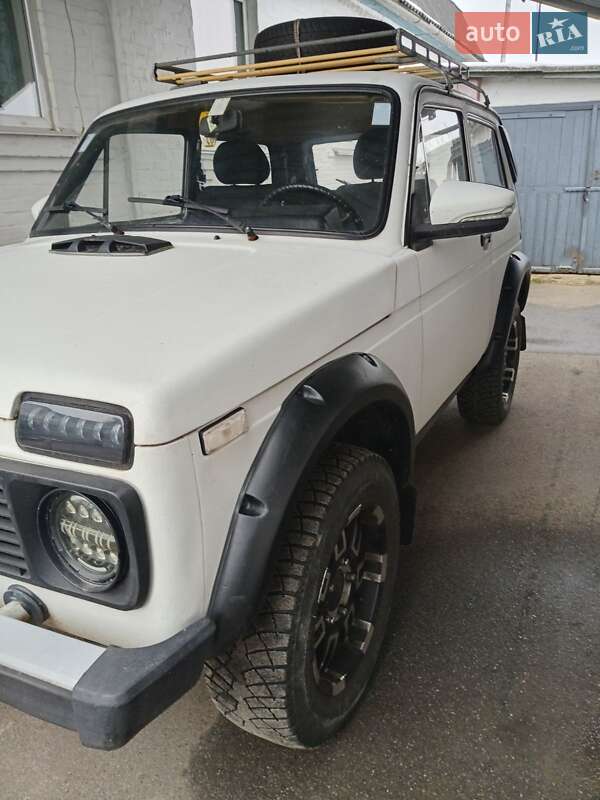 Внедорожник / Кроссовер ВАЗ / Lada 21213 Niva 1997 в Броварах