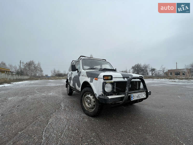 Позашляховик / Кросовер ВАЗ / Lada 21213 Niva 2004 в Новоукраїнці