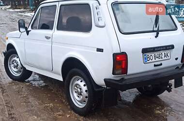 Позашляховик / Кросовер ВАЗ / Lada 21213 Niva 1998 в Вишнівці