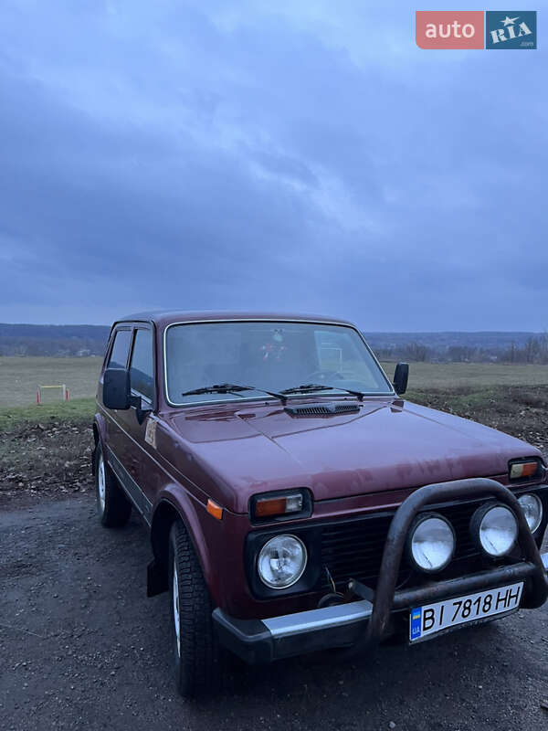 Позашляховик / Кросовер ВАЗ / Lada 21213 Niva 2003 в Чорнухах