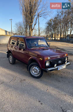 Позашляховик / Кросовер ВАЗ / Lada 21213 Niva 2004 в Крижополі