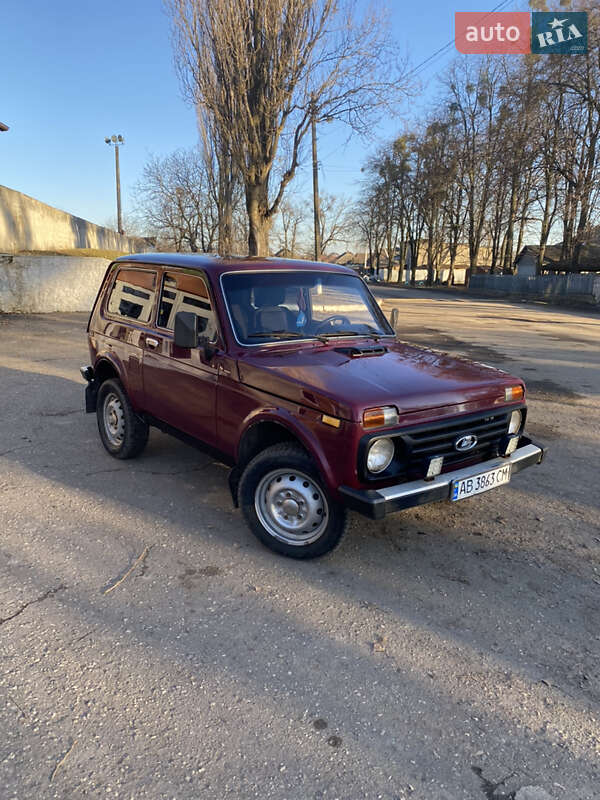 Внедорожник / Кроссовер ВАЗ / Lada 21213 Niva 2004 в Крыжополе