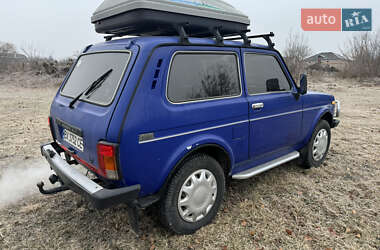 Внедорожник / Кроссовер ВАЗ / Lada 21213 Niva 2000 в Волочиске