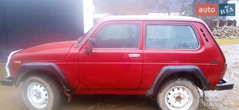 Внедорожник / Кроссовер ВАЗ / Lada 21213 Niva 2002 в Косове