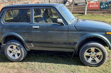 Внедорожник / Кроссовер ВАЗ 21213 Niva 2003 в 