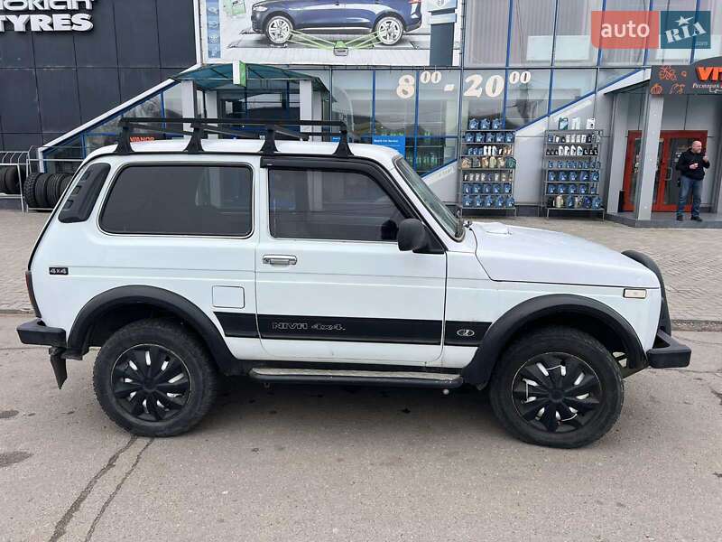 Внедорожник / Кроссовер ВАЗ / Lada 21213 Niva 2004 в Николаеве