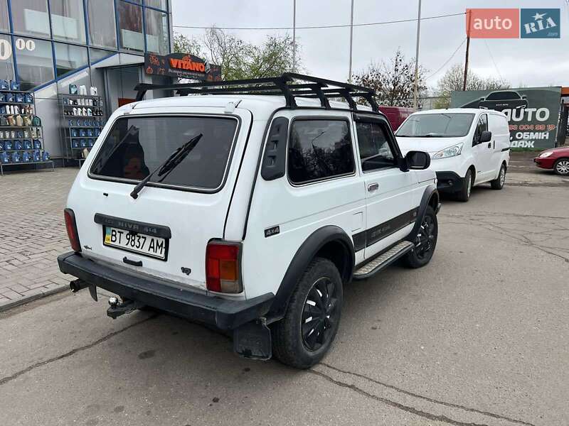 Внедорожник / Кроссовер ВАЗ / Lada 21213 Niva 2004 в Николаеве