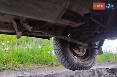 Внедорожник / Кроссовер ВАЗ 21213 Niva 1992 в 