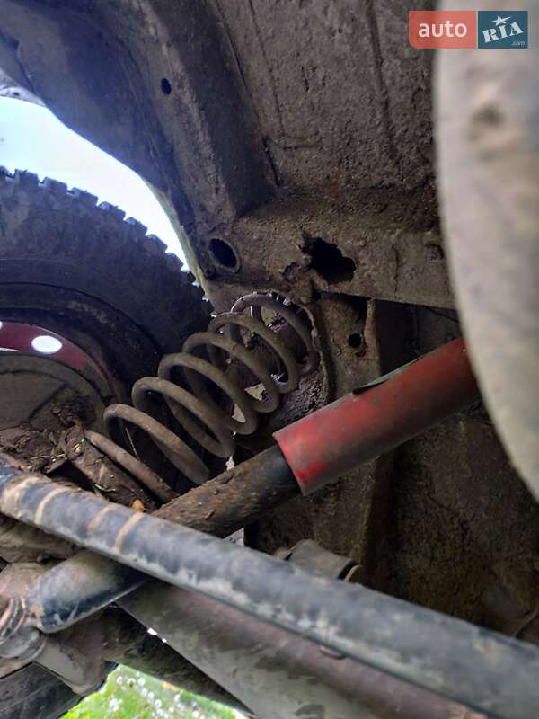 Внедорожник / Кроссовер ВАЗ / Lada 21213 Niva 1992 в Вишневце