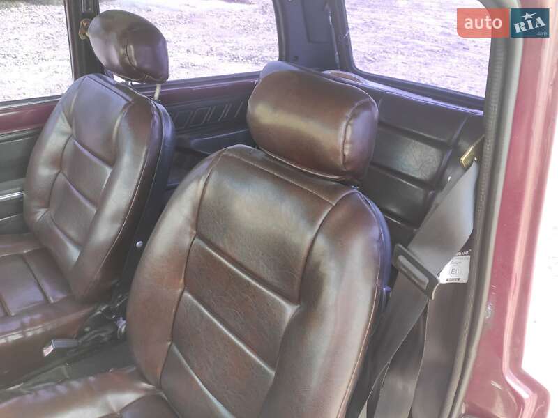 Позашляховик / Кросовер ВАЗ / Lada 21213 Niva 1994 в Павлограді