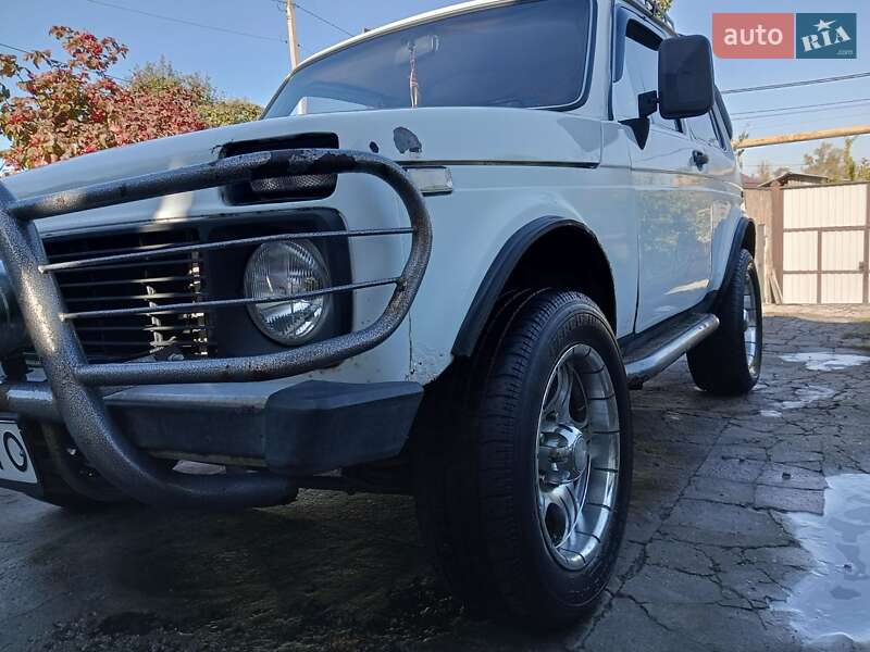 Позашляховик / Кросовер ВАЗ / Lada 21213 Niva 1995 в Дніпрі