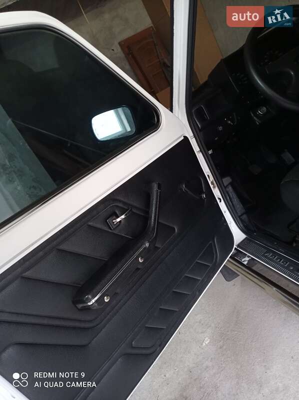 Позашляховик / Кросовер ВАЗ / Lada 21213 Niva 2003 в Тернополі